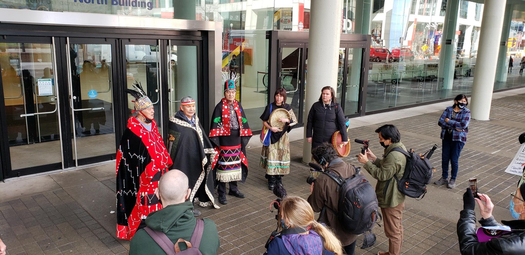 RBC abruptly cancels in-person AGM as Wet’suwet’en Chiefs travel to confront bank